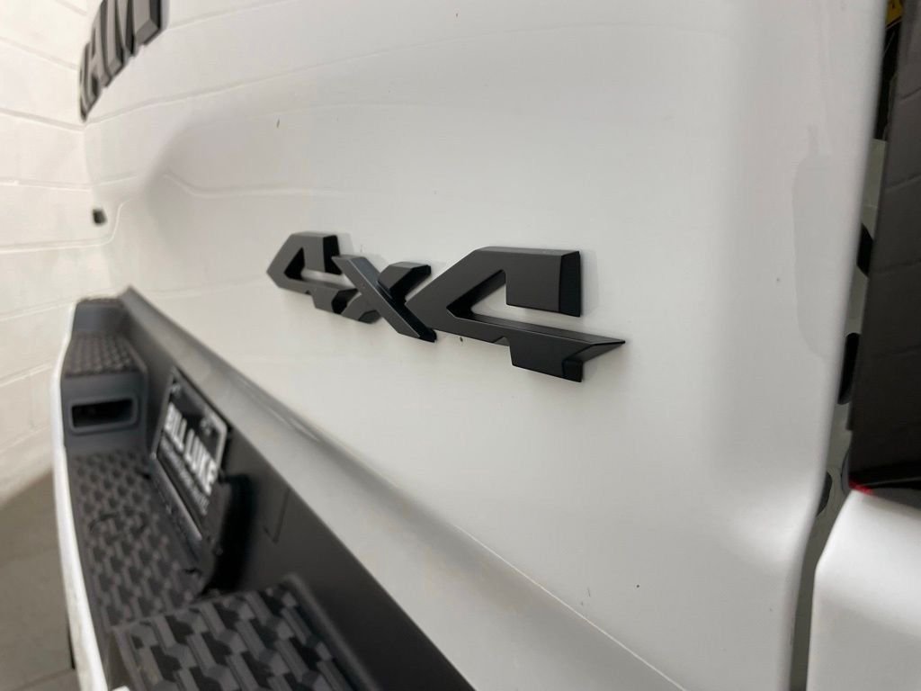 New 2026 Bright White Clear-Coat Exterior Paint RAM Laramie image 5