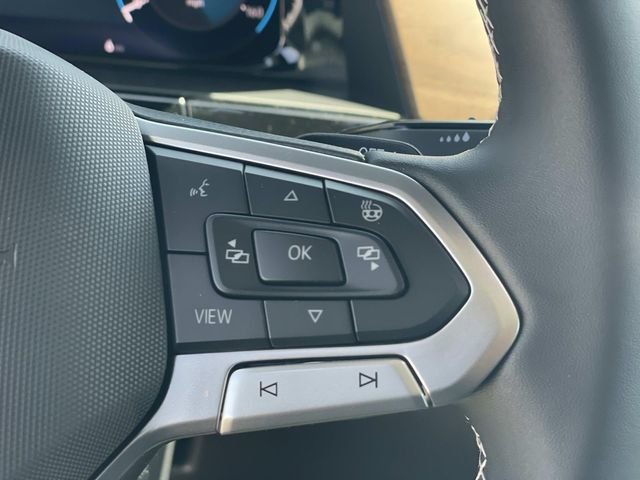 New 2026 Black Volkswagen 2.0T SE w/Technology image 9