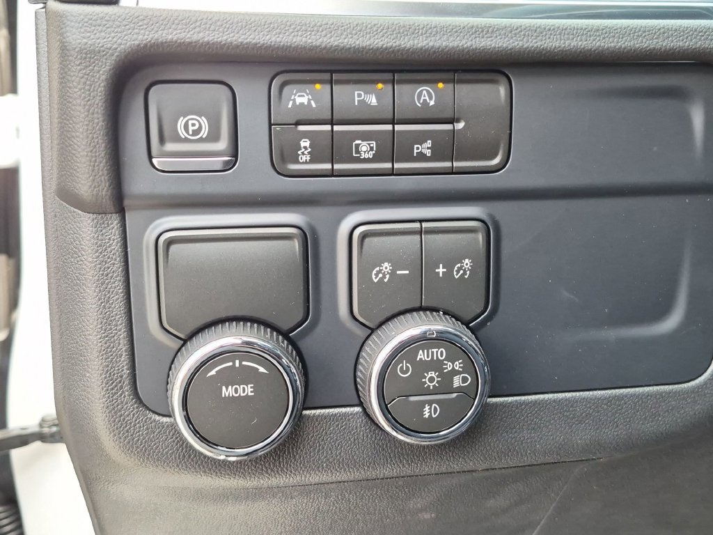 2026 Chevrolet Tahoe LT - Photo 19