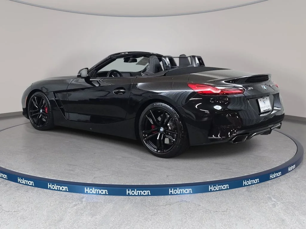 Used 2023 Black Sapphire Metallic BMW sDrive M40i image 8