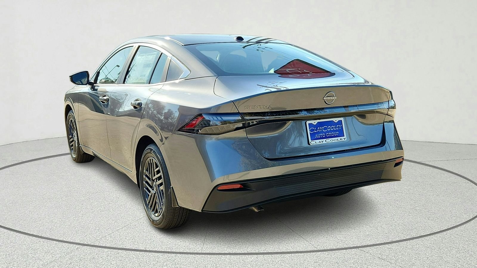 2026 Nissan Sentra SV - Photo 5