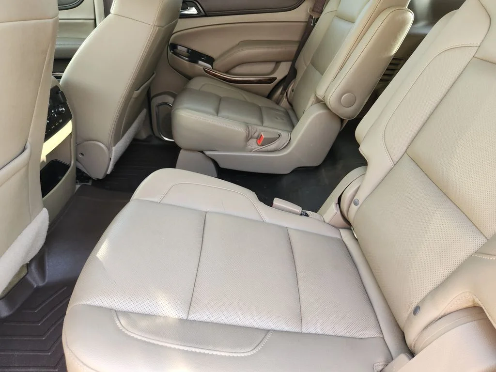 Used 2018 White Frost Tricoat GMC SLT image 30