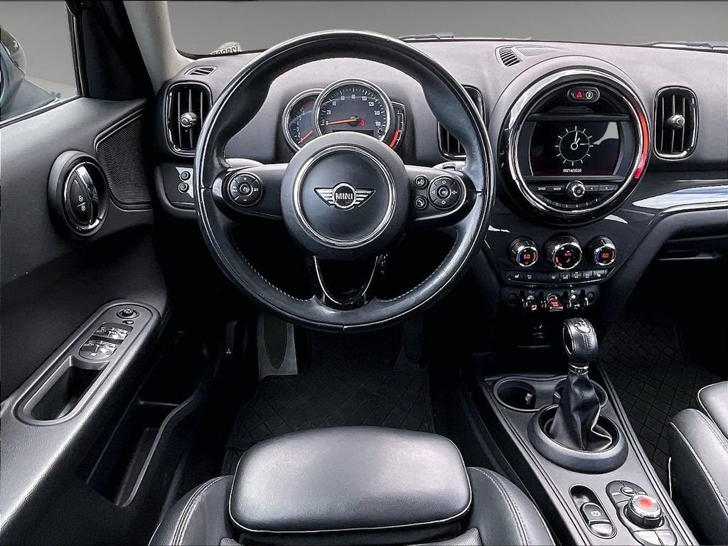 Used 2019 Midnight Black Metallic MINI  image 17