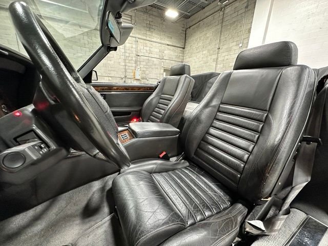 Used 1993  Jaguar Base image 31