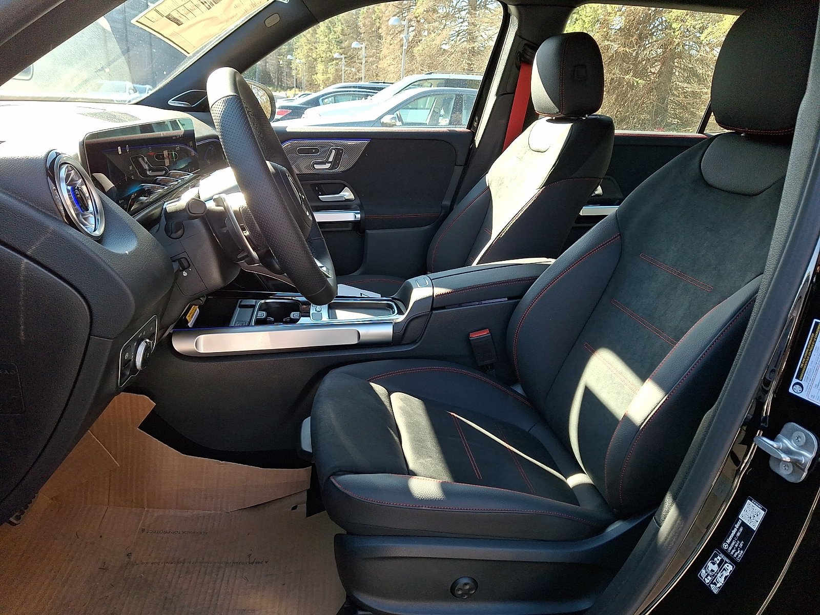 New 2026 Night Black Mercedes-Benz AMG® GLB 35 4MATIC® SUV image 37