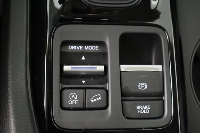 Used 2026 Gray Honda AWD RTL image 9