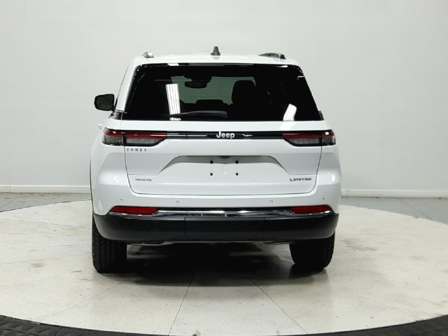 Used 2024 White Jeep Limited image 7