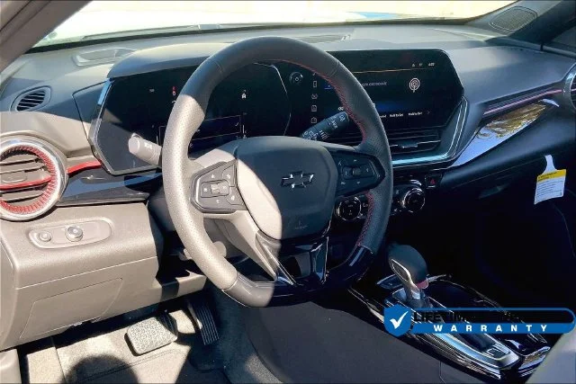 2026 Chevrolet Trax RS - Photo 7