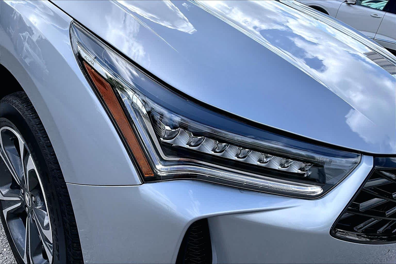 New 2026 Solar Silver Metallic Acura w/Technology Package image 13