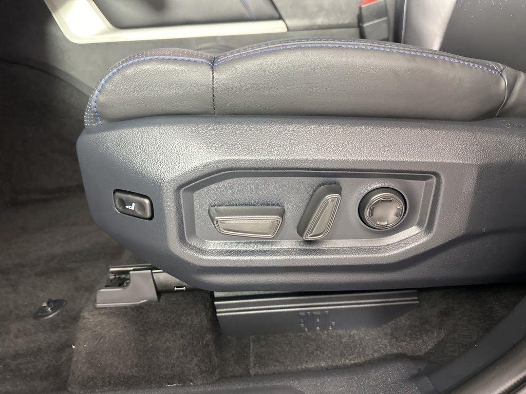 2026 Toyota Sequoia Platinum - Photo 23