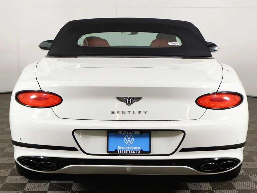 2023 Bentley Continental GTC Azure - Photo 15