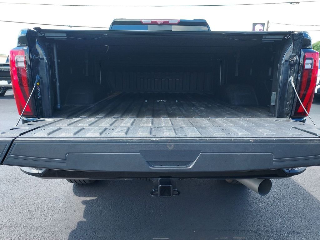 Used 2024 Black GMC Denali Ultimate image 29