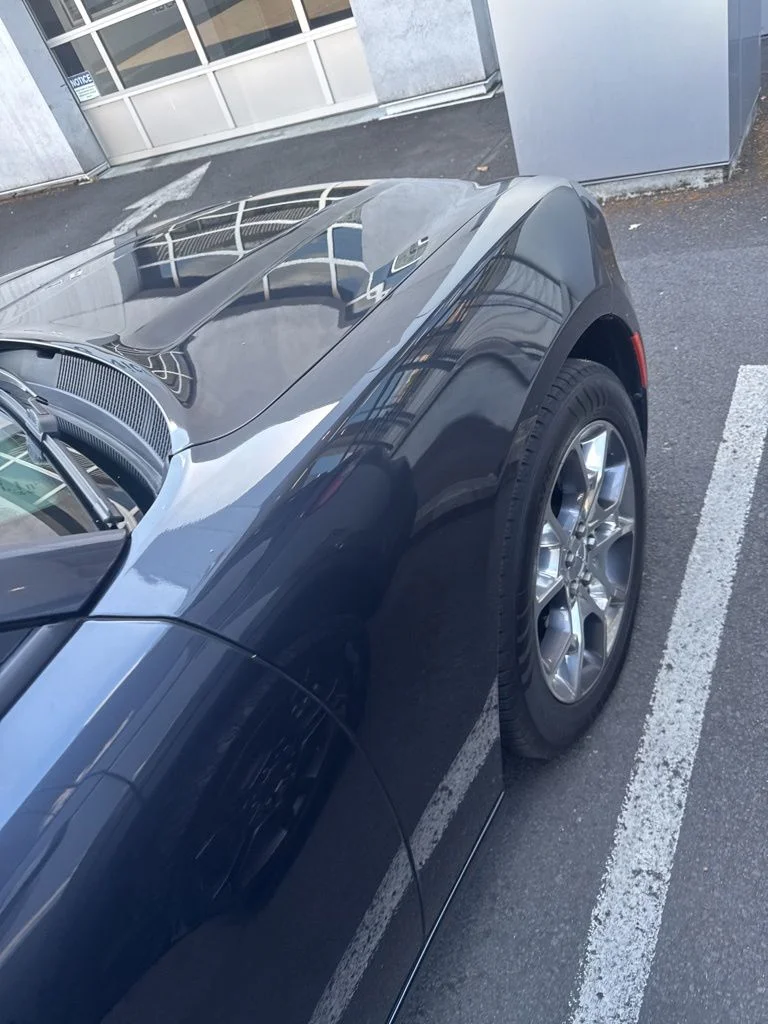 Used 2016 Gray Dodge SXT image 5