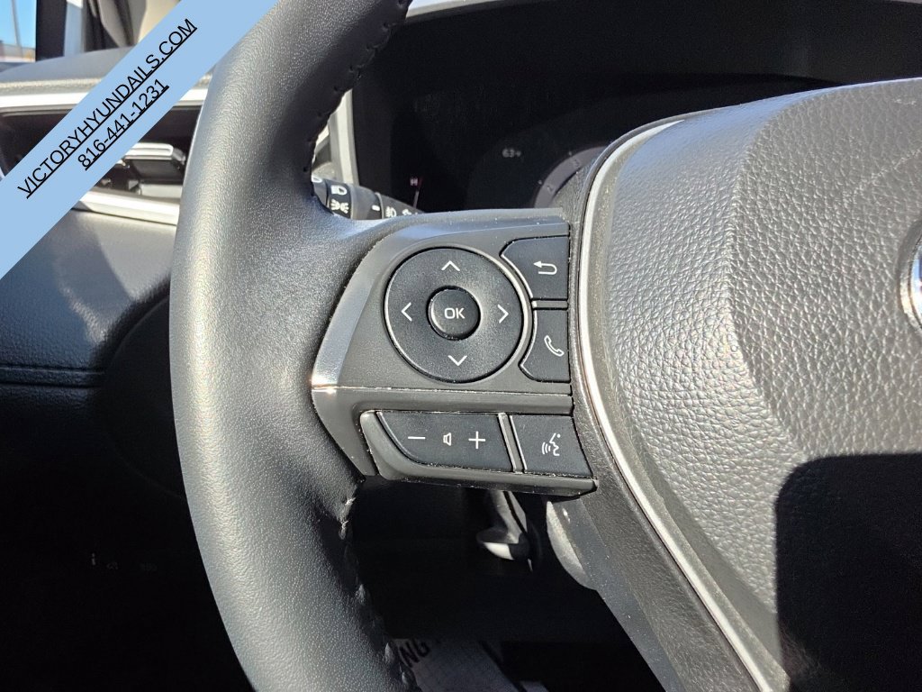 Used 2025 Silver Toyota XLE image 23