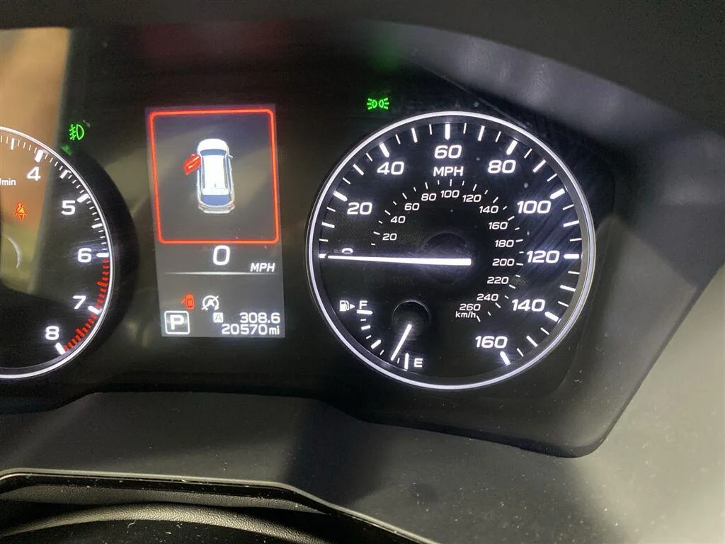 Used 2025 Crystal Black Silica Subaru Premium image 19