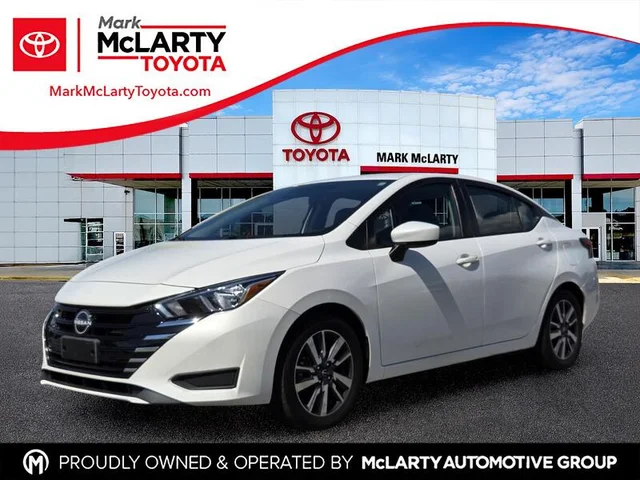 2023 NISSAN VERSA SV CVT