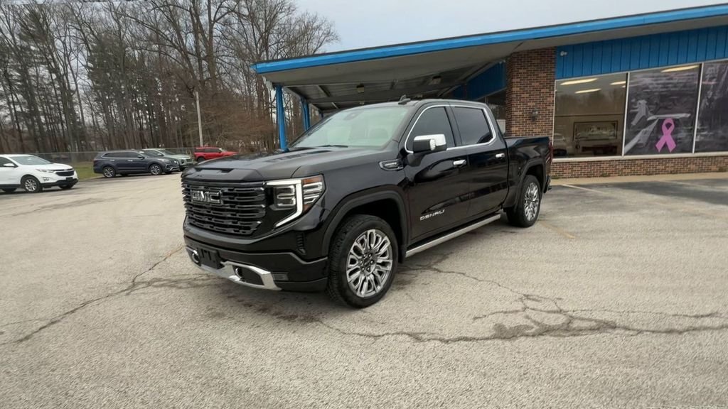 Used 2026 Black GMC Denali Ultimate image 4