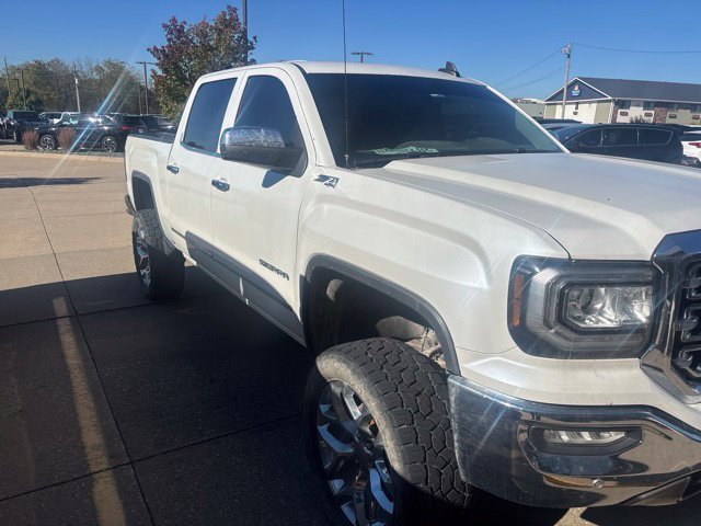 Used 2017 WHITE FROST TRICOAT GMC SLT image 2