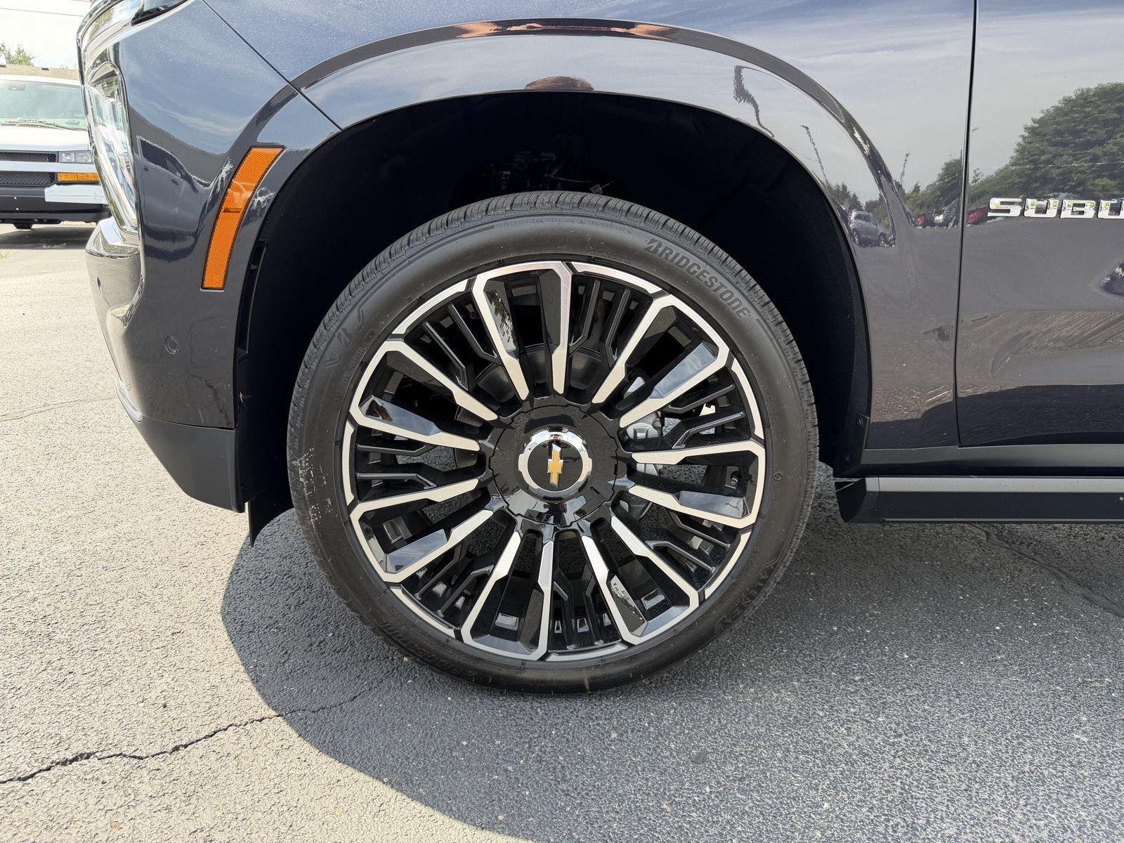 New 2026 Dark Ash Metallic Chevrolet High Country image 17