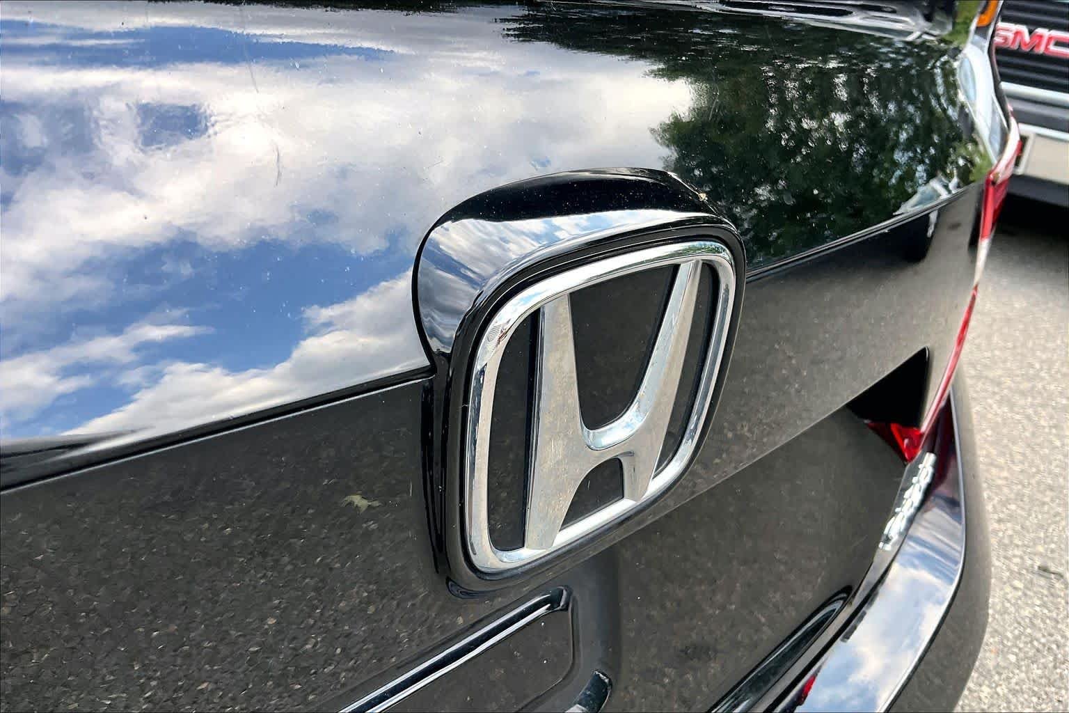 Used 2022 Crystal Black Pearl Honda Sport image 29