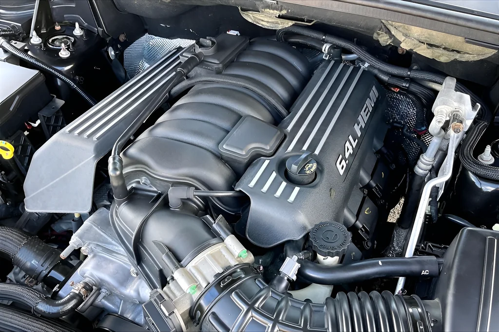 Used 2014 Black Jeep SRT image 32