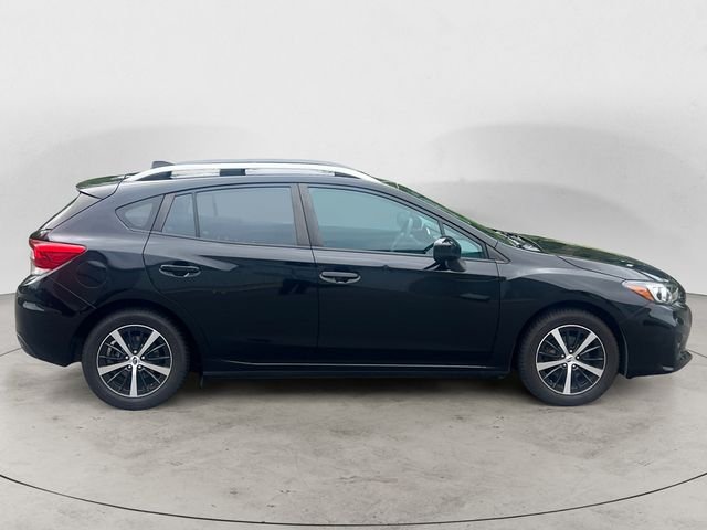 Used 2019 Crystal Black Silica Subaru 2.0i Premium image 5