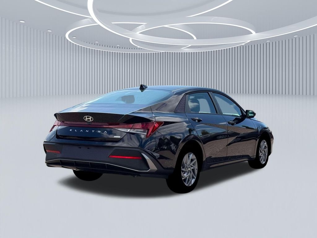 New 2026 Black Hyundai Blue image 7