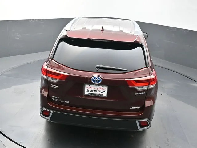 Used 2019 Red Toyota Limited image 63