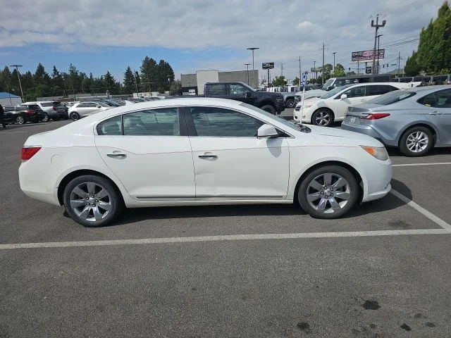 Used 2010 Summit White Buick CXL image 5