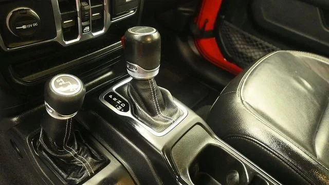 Used 2020 Red Clearcoat Jeep Overland image 19