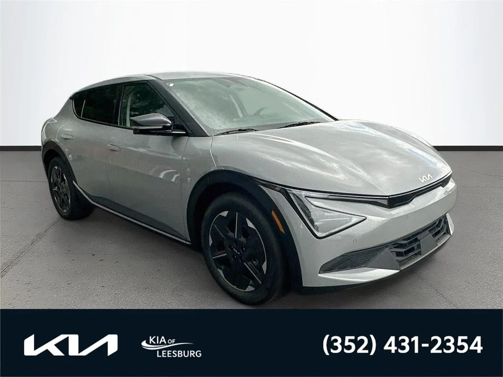 New 2026 Wolf Gray Kia LIGHT image 1