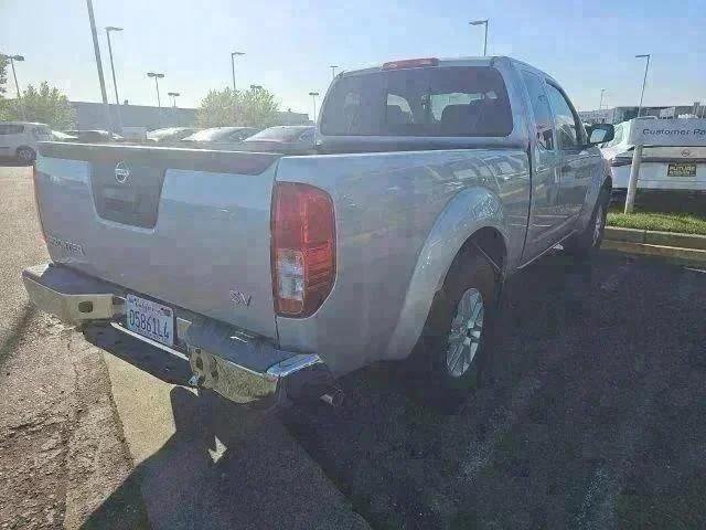 Used 2017 Silver Nissan SV image 3