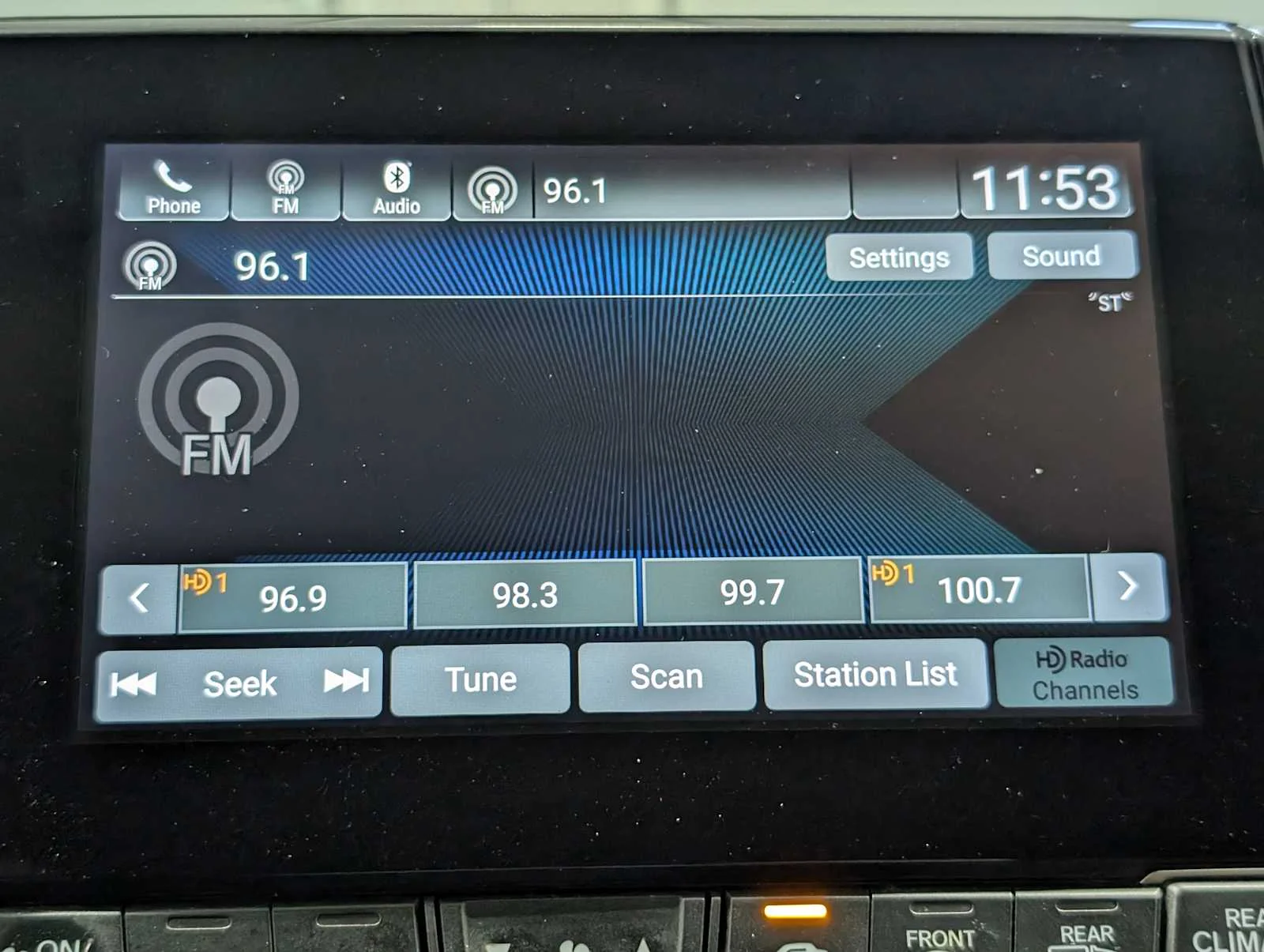 Used 2019 White Diamond Pearl Honda EX-L image 27