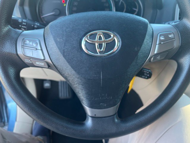 Used 2011 Blue Toyota Base image 14