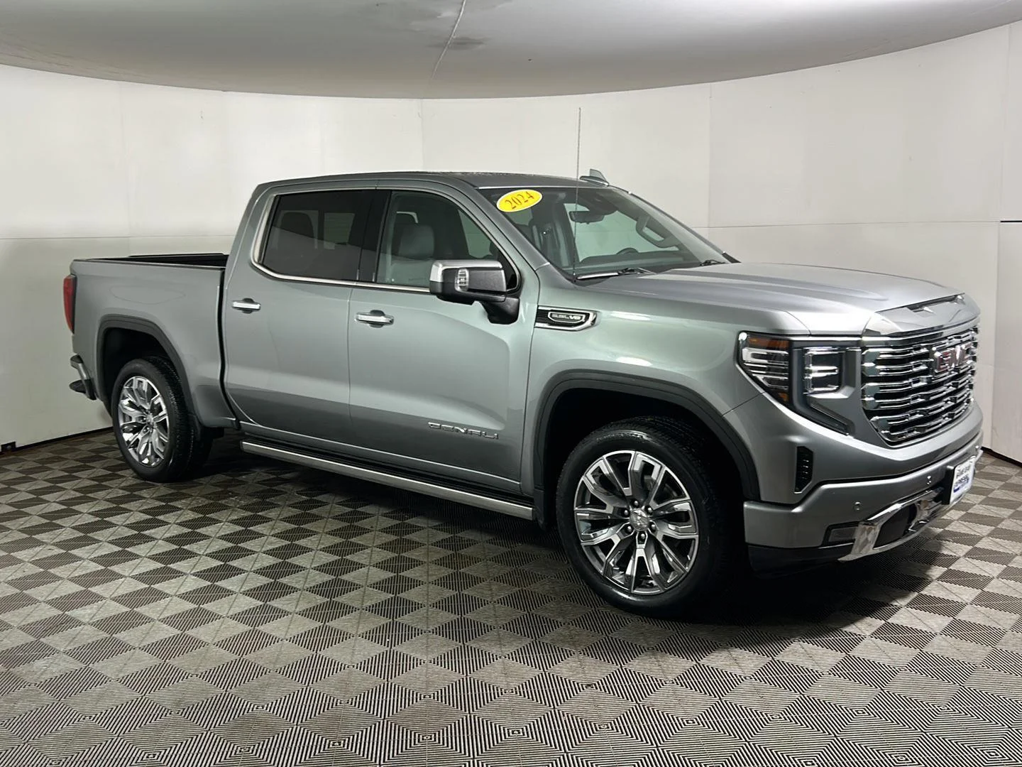Used 2024 Sterling Metallic GMC Denali image 5