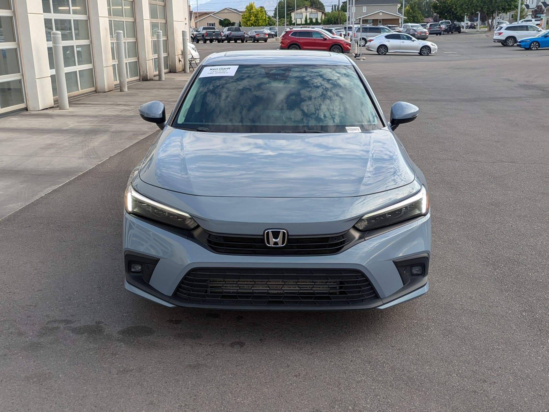 Used 2024 Sonic Gray Pearl Honda Touring image 10