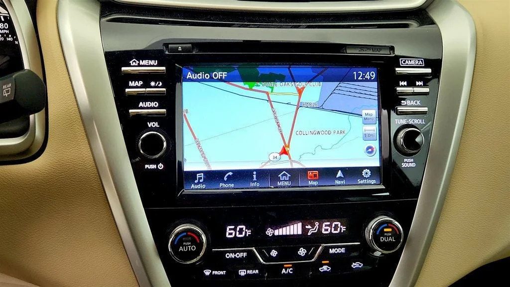 Used 2016 Arctic Blue Metallic Nissan SL AWD w/ Technology Package & Panoramic Moonroof image 18