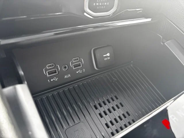 New 2026 Silver Jeep  image 18