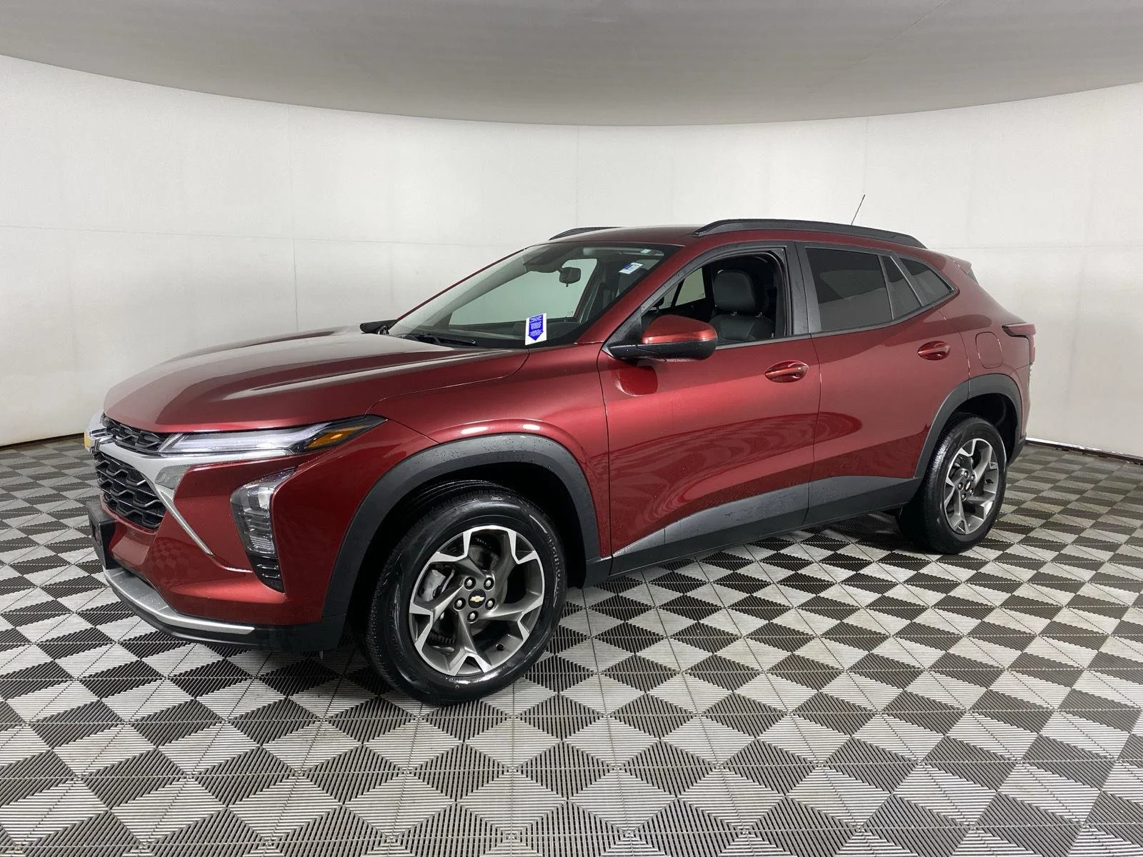 Used 2024 Crimson Metallic Chevrolet LT image 3