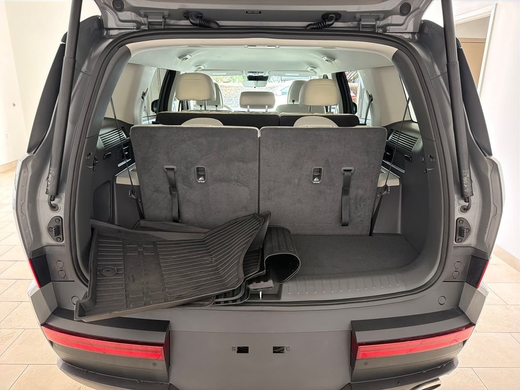 Used 2025 Hampton Gray Hyundai SEL image 30