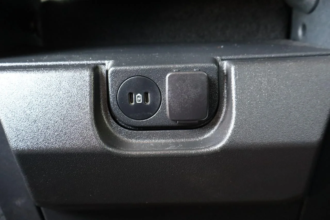 Used 2025 Atlas Blue Ford XLT image 25
