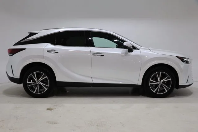 Used 2023 White Pearl Lexus 350 Premium Plus image 8