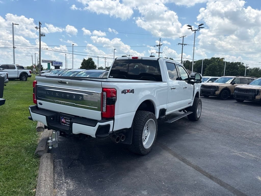 Used 2023 White Ford Limited image 3