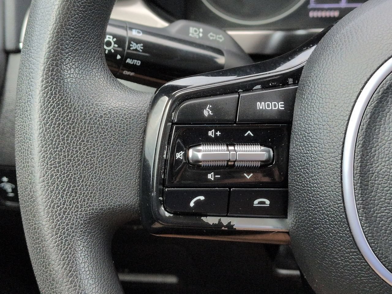 Certified Used 2023 Ebony Black Kia LX image 26