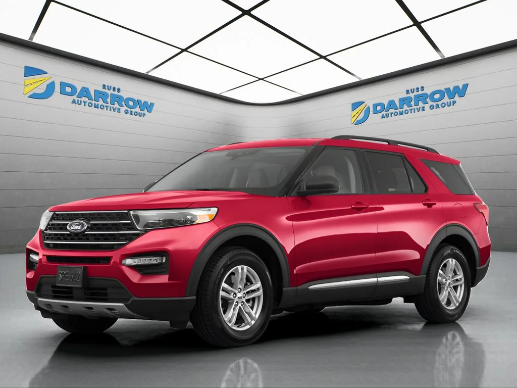 Used 2020 Red Ford XLT image 1