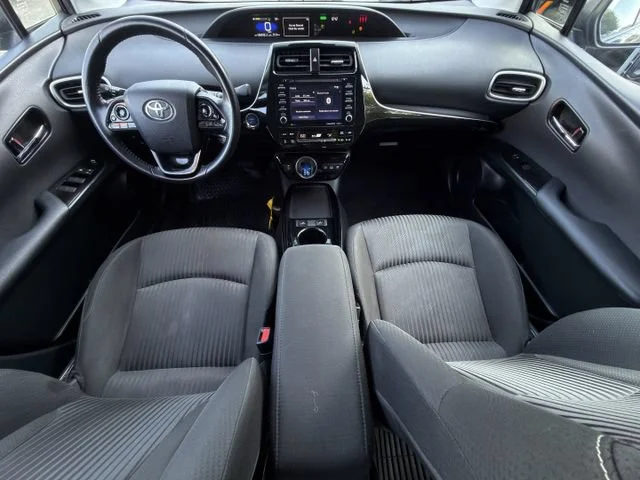 2022 Toyota Prius Prime LE - Photo 10