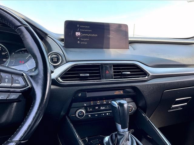 Used 2021 Snowflake White P Mazda Grand Touring image 19