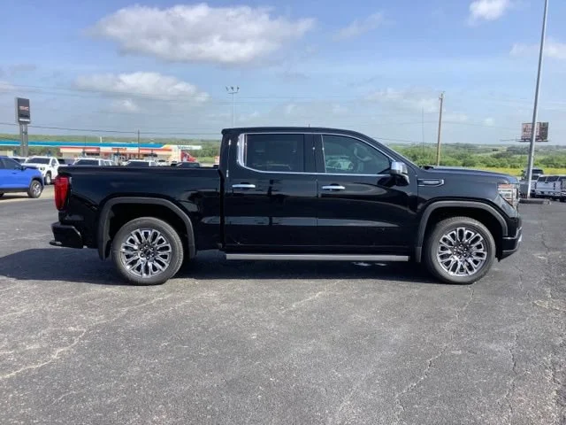 2026 GMC Sierra 1500 Denali Ultimate - Photo 4
