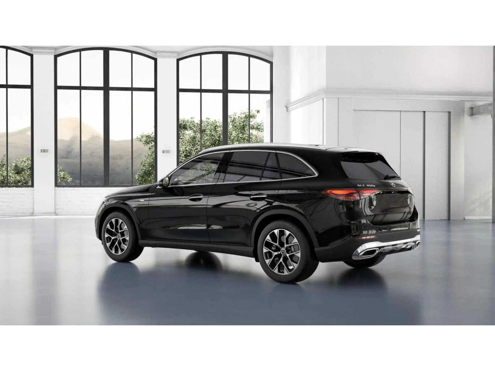 Used 2025 Black Mercedes-Benz GLC 350e image 29