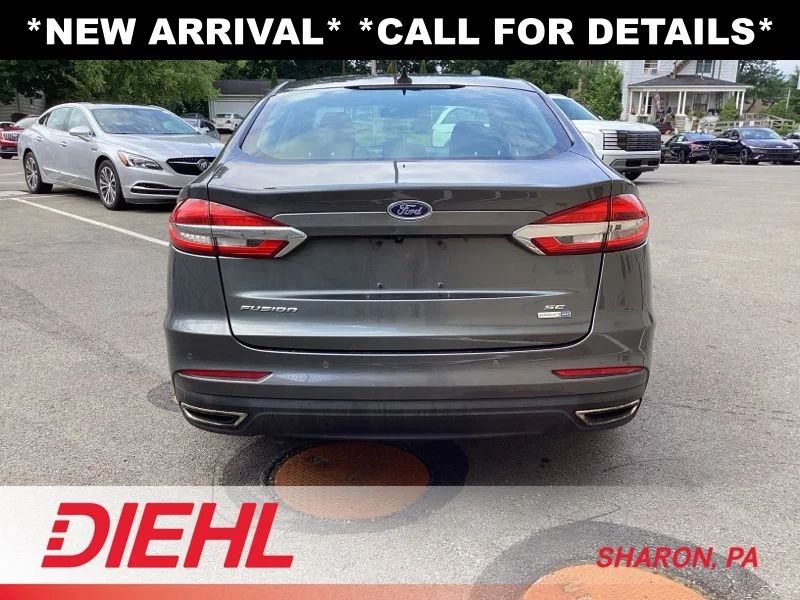 2020 Ford Fusion SE - Photo 6